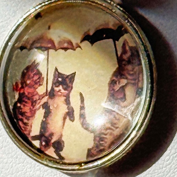 CATS & UMBRELLA PENDANT NECKLACE,, HANDMADE, GLASS DOME ON METAL, 23 INCH SILVER - Picture 2 of 6